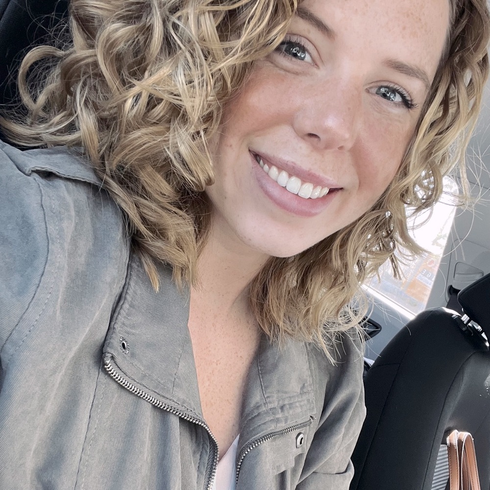 Meet your Posher, Lynsey